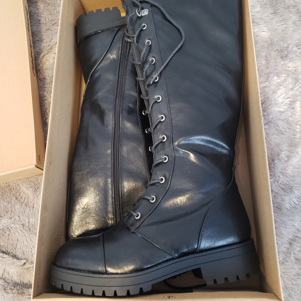Knee high combat boots size 10